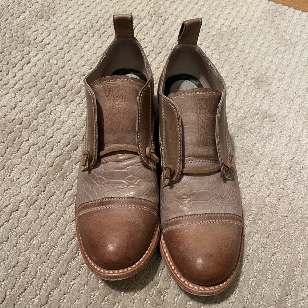 FreeBird Mabel shoes, size 9